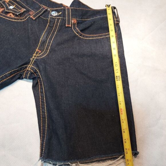 True Religion Cropped Shorts - Picture 10 of 12